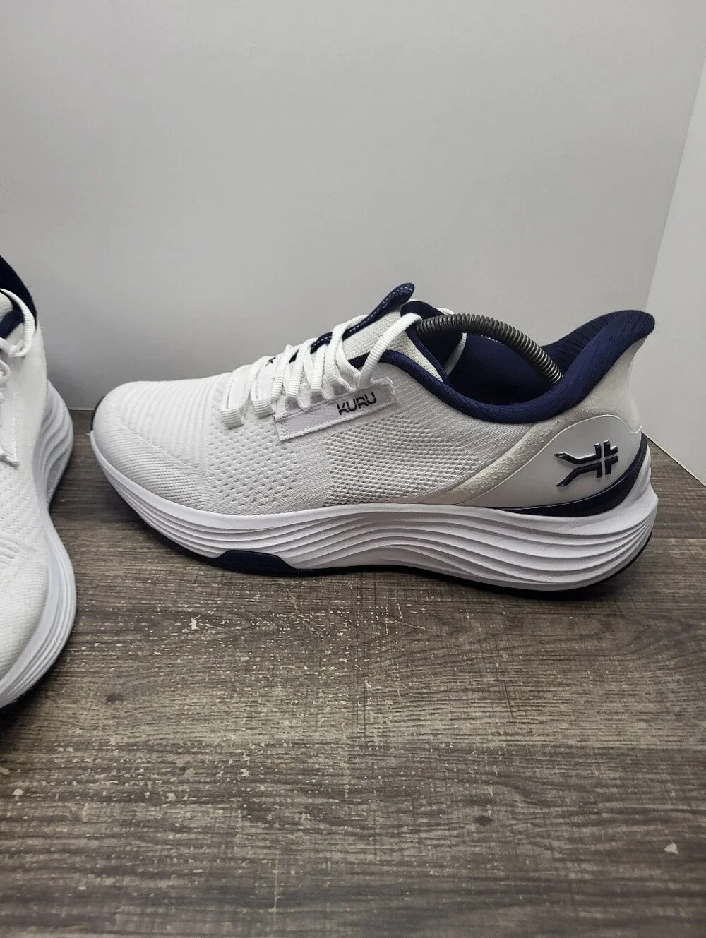Kuru Atom 2 Mens Size 11 White Blue Athletic Running Walking Shoes Sneakers